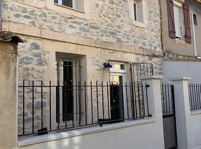 Arles : Maison De Ville A Deux Pas De Tour Luma
