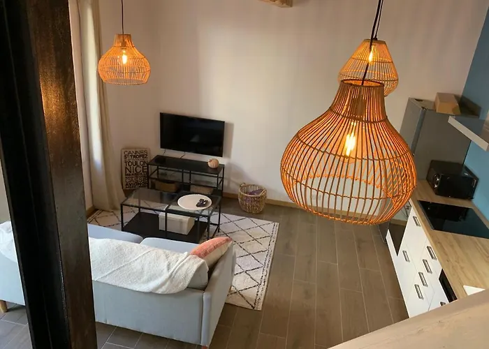 Arles : Maison De Ville A Deux Pas De Tour Luma